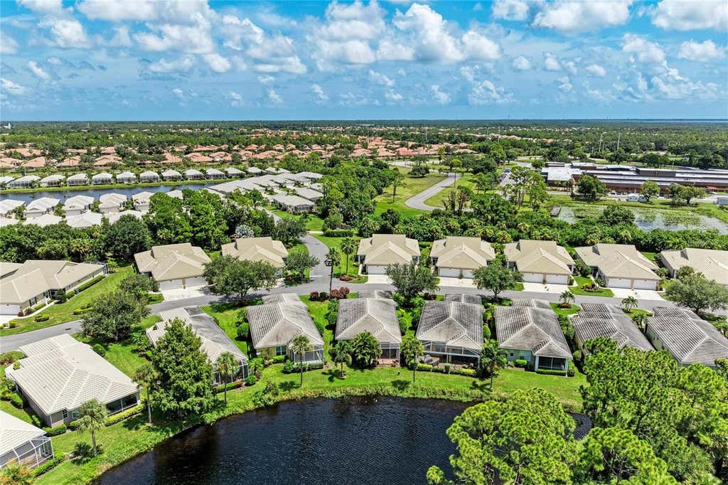 Photo of 1592 Monarch Drive #1592, Venice, FL 34293 (MLS # A4703544)