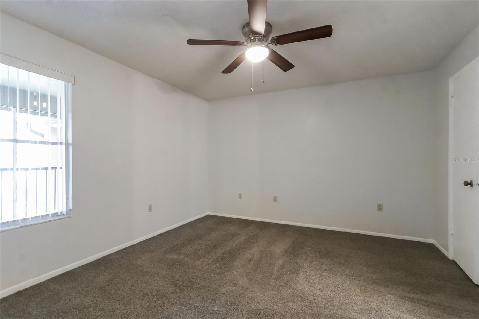 LANDING A CONDO - Residential