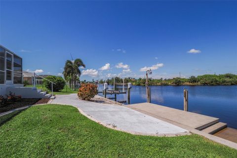 A home in PORT CHARLOTTE