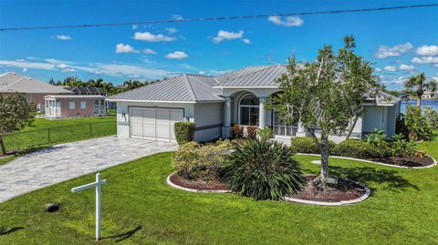 A home in PORT CHARLOTTE