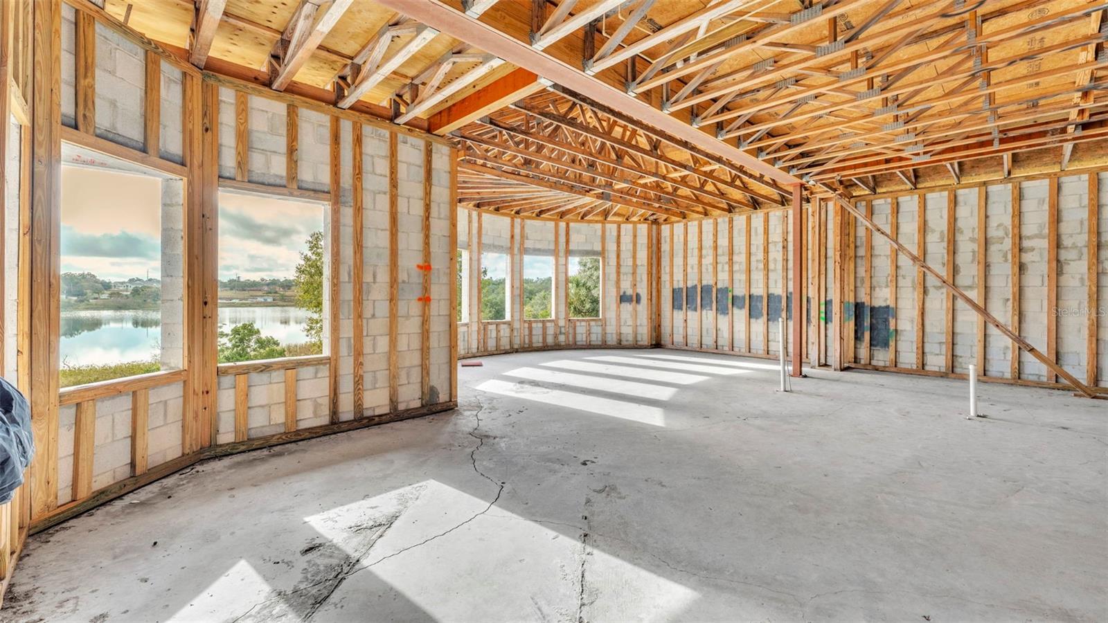 LAKE HAMILTON - Residential