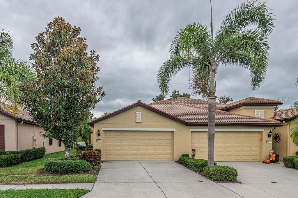 Photo of 5521 Sunset Falls Drive, Apollo Beach, FL 33572 (MLS # TB8443454)