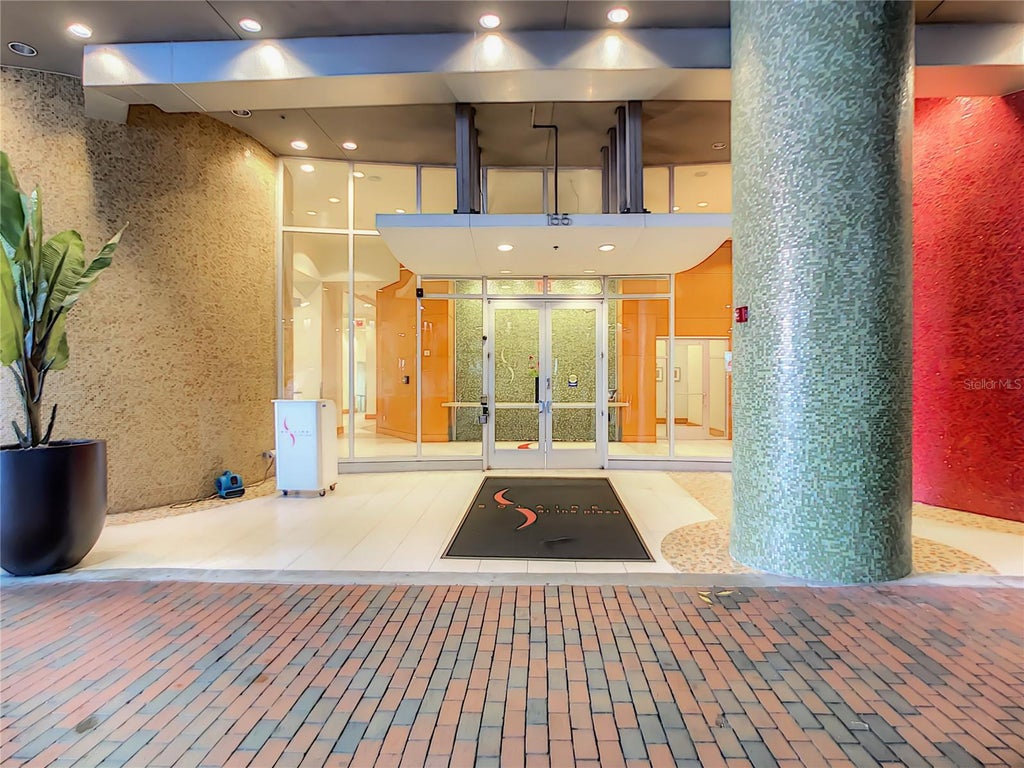 Photo of 155 S Court Avenue #1106, Orlando, FL 32801 (MLS # O6444929)