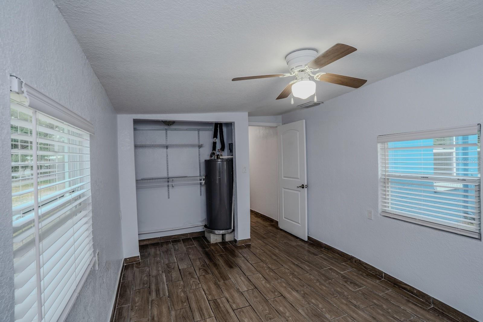 SEFFNER PARK - Residential