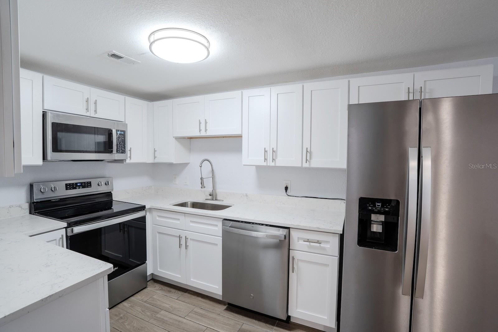 SEFFNER PARK - Residential