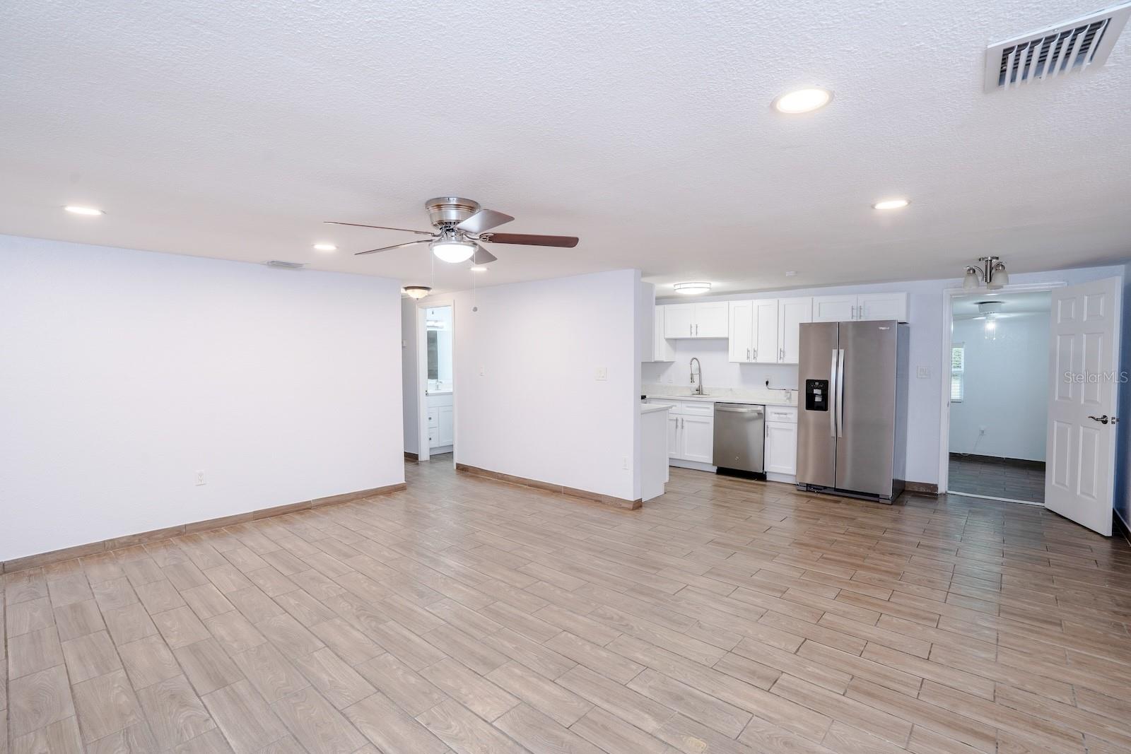 SEFFNER PARK - Residential