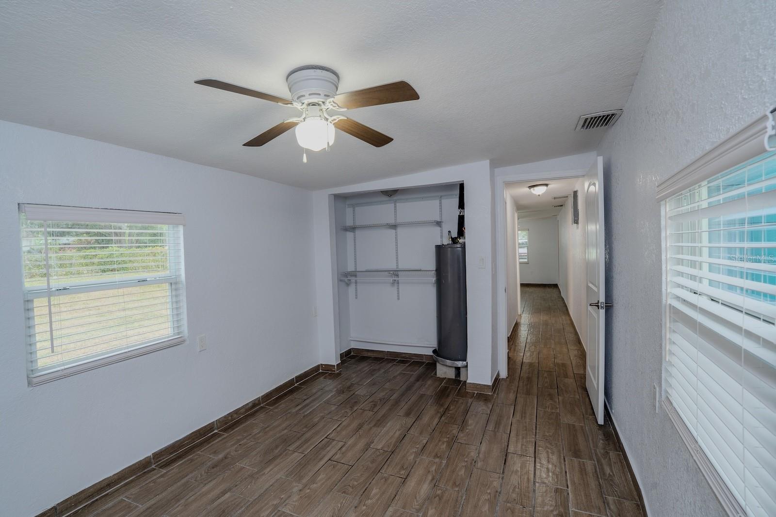 SEFFNER PARK - Residential