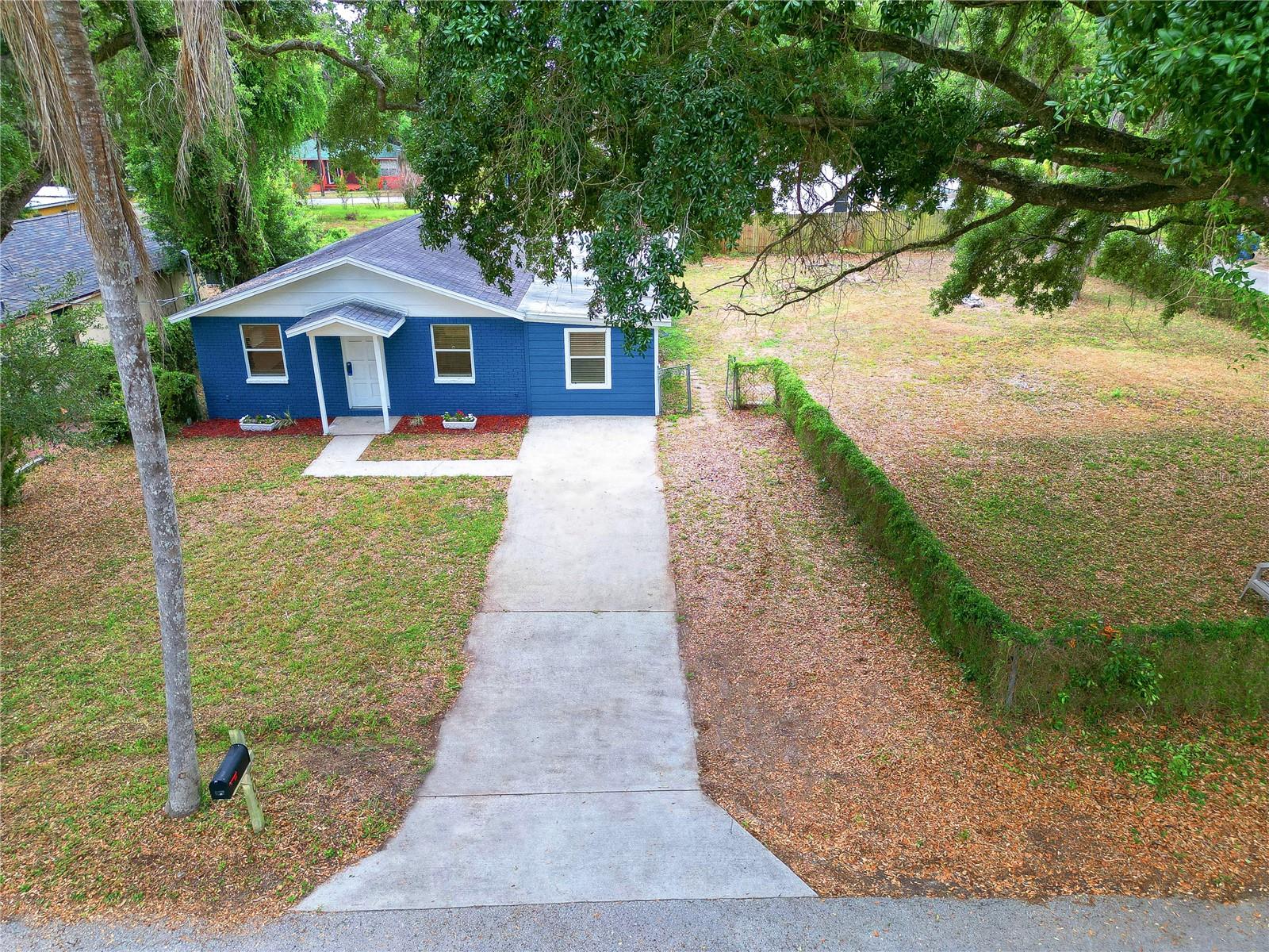 SEFFNER PARK - Residential