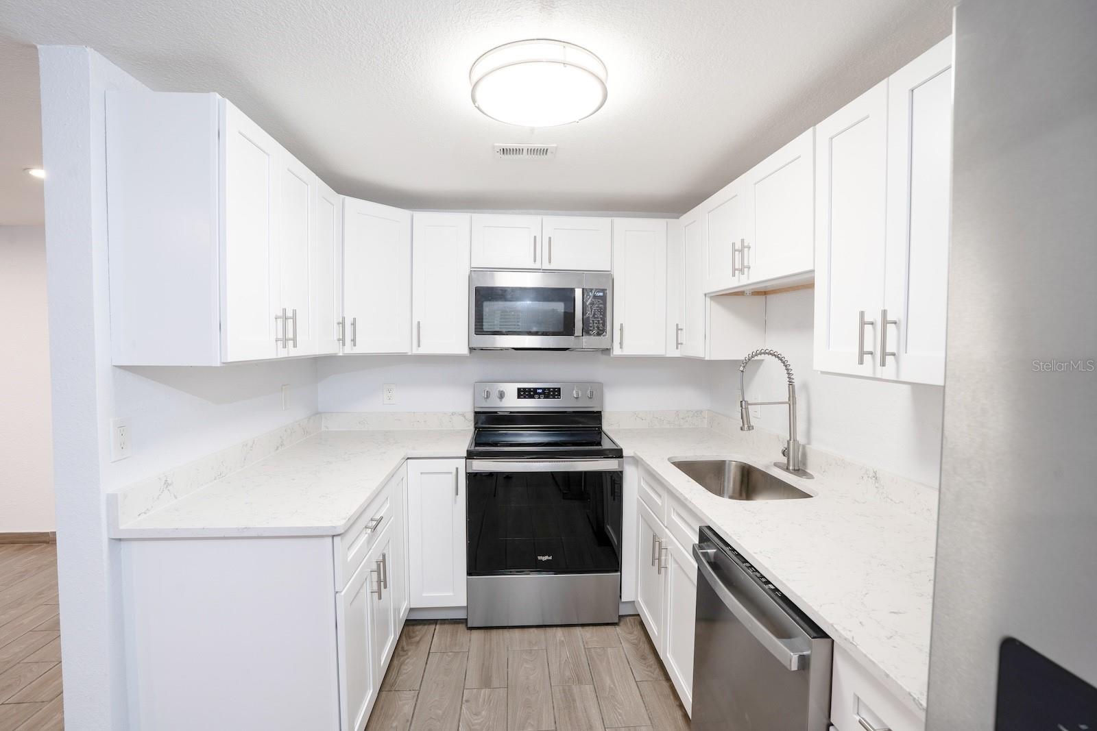 SEFFNER PARK - Residential