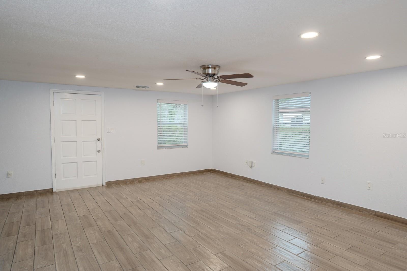 SEFFNER PARK - Residential