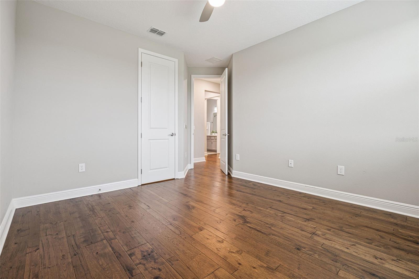 OAKLAND TRAILS PH 2 - Residential