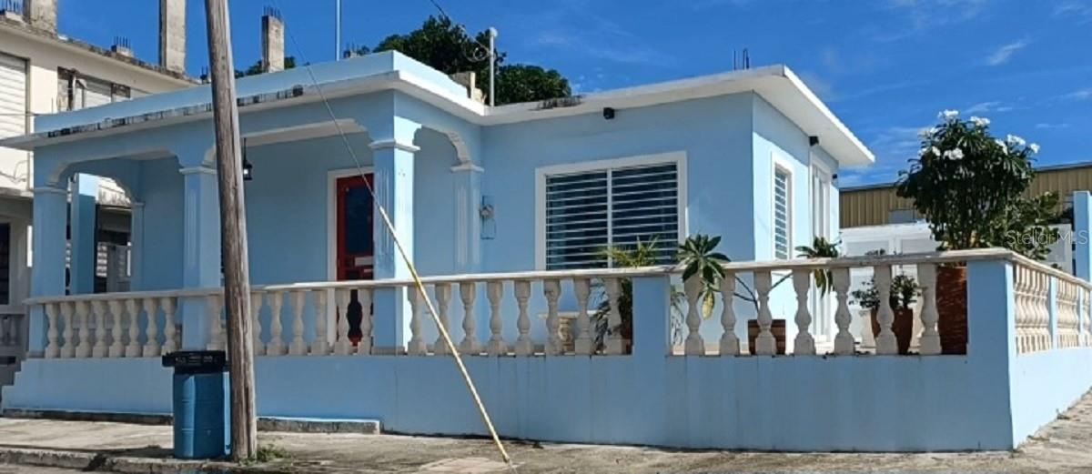Welcome to this gem in Isabel Segunda! Walking distance to Seaglass beach, the ferry, shops, restaurants and more. Attention to loving detail in every aspect of this home is obvious. Starting outside in front there is a lovely wraparound balcony with seating, tastefully decorated with plants and flowers to evoke a warm, peaceful environment. The back is fully fenced with a concrete wall for privacy. Off street parking that could easily fit a boat. Landscaped with potted flowers and nooks for seating, the highlight of this area is the 12x12 pool. Heated with a saltwater system. At night it lights up with a beautiful color changing system! Concrete steps lead up to the roof where you can enjoy views of the sea and the main island. You could easily build up if desired.
The entire house has been fully updated, and furnished. New electrical, water and security system, with AC throughout. The kitchen counter is butcher block with a marble backsplash. It also has closet space and glass security hurricane windows. The beautiful marble floors, with Persian rugs, tie together seamlessly with the antique furniture and decor. The high ceilings and natural light make for an inviting, spacious feel. This immaculate 3 bedroom, 2 bathroom home has beautiful attention to detail that goes above and beyond.
Listen to the sound of the ocean from your new home. Completely turn key, ready to go, just waiting for you!