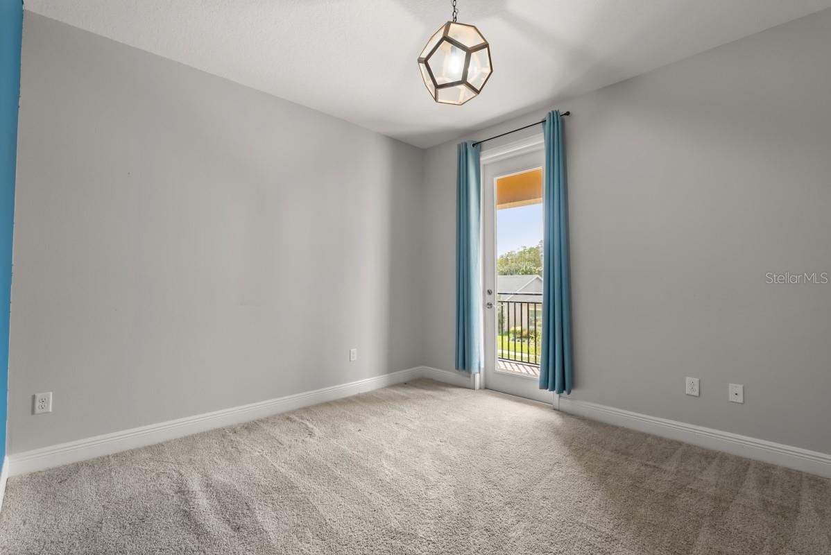 EAST-TRACT 5 - Residential Lease