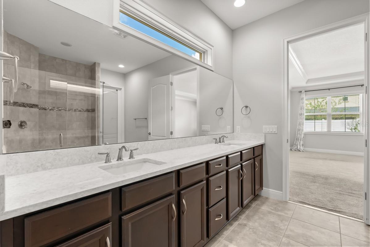 EAST-TRACT 5 - Residential Lease