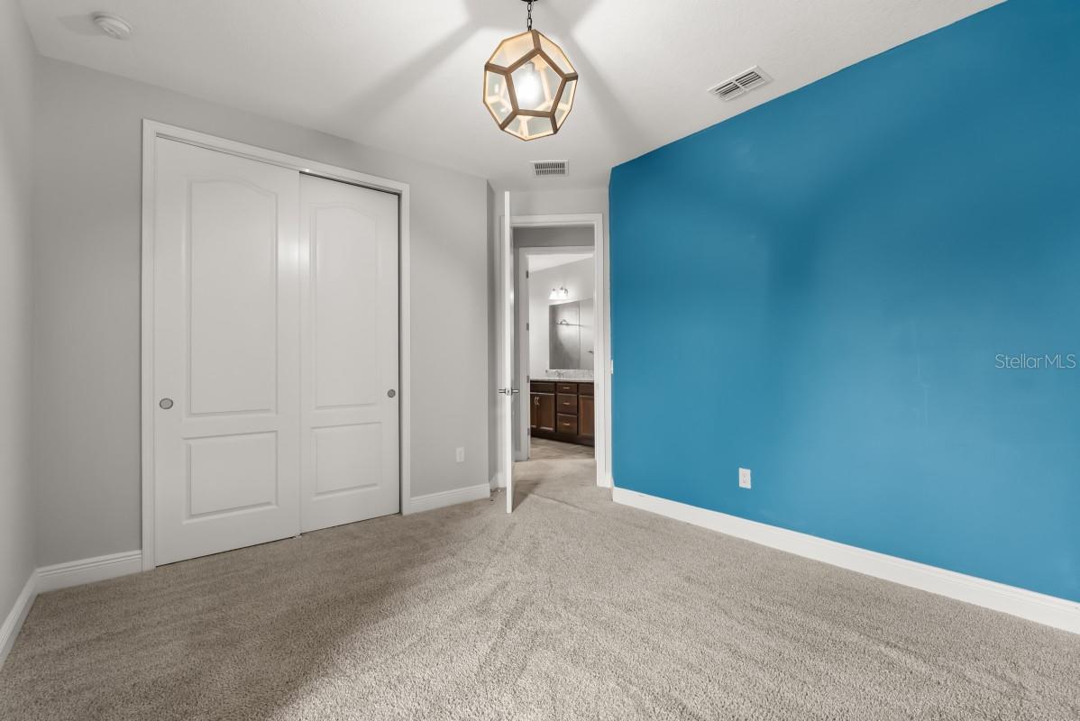 EAST-TRACT 5 - Residential Lease