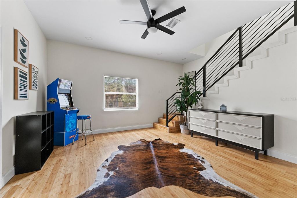 Photo of 680 25th Avenue S, St Petersburg, FL 33705 (MLS # TB8509837)