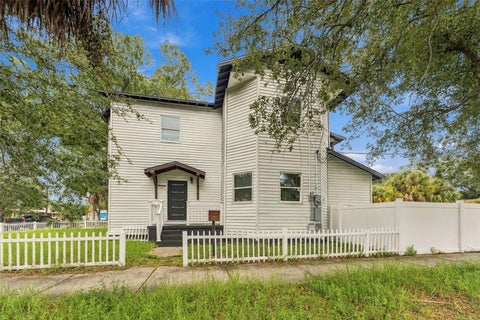 680 25th Avenue S, St Petersburg, FL 33705