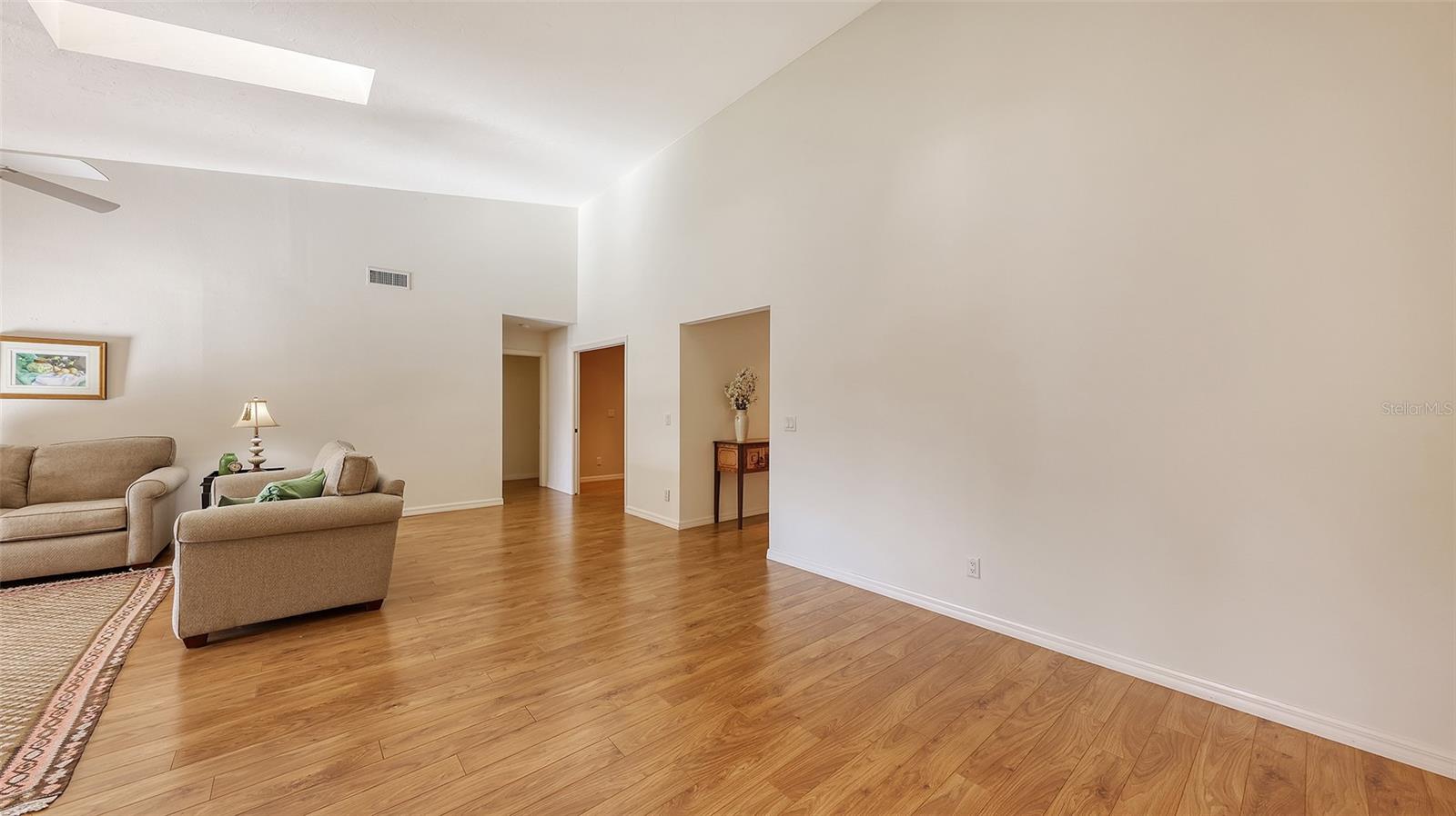 LAKESHORE VILLAGE - Residential