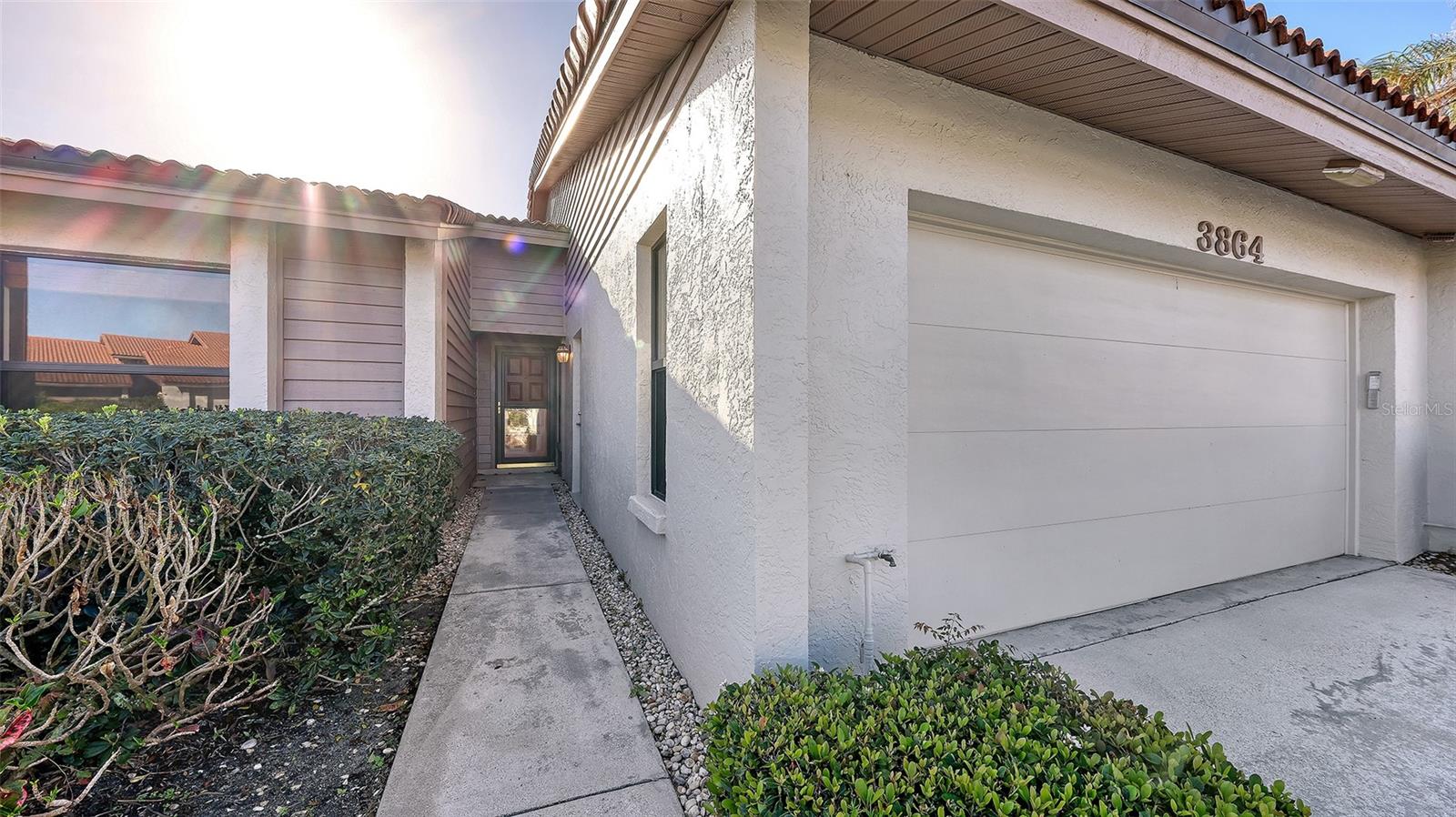 3864 WILSHIRE CIRCLE W 106