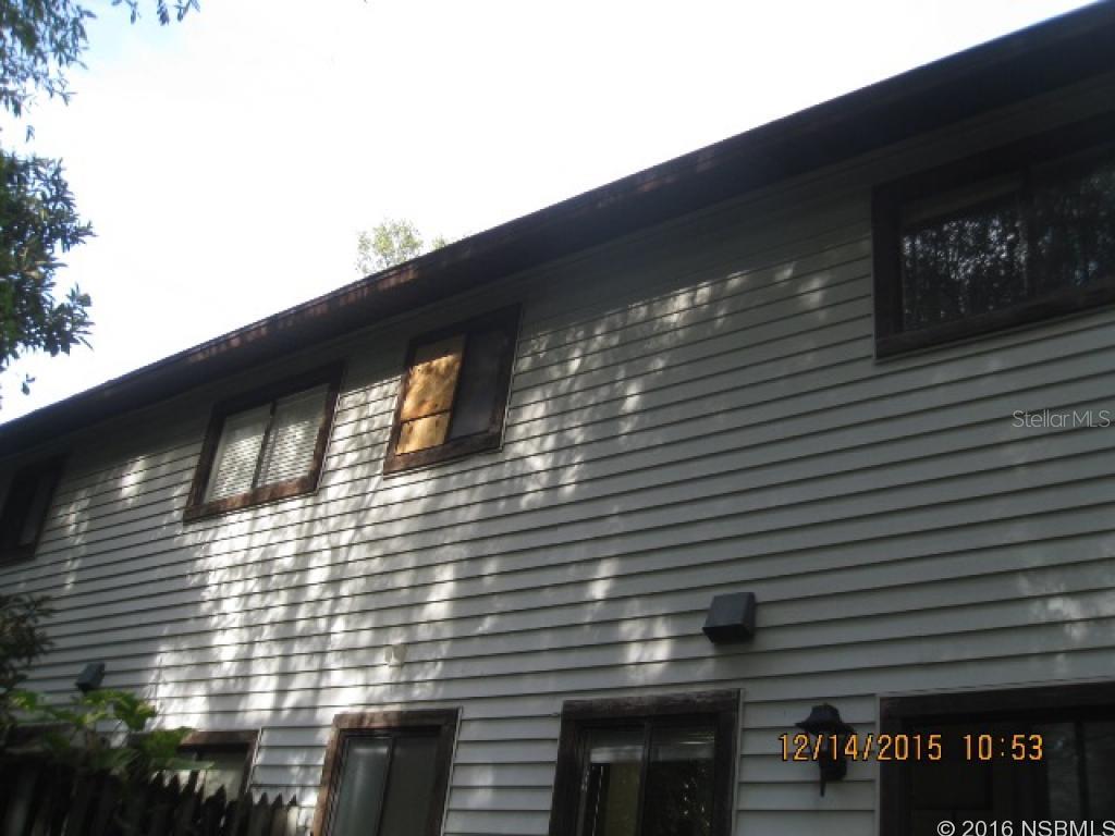 Village Green Twnhs Condo - Residential