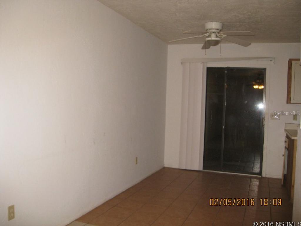 Village Green Twnhs Condo - Residential