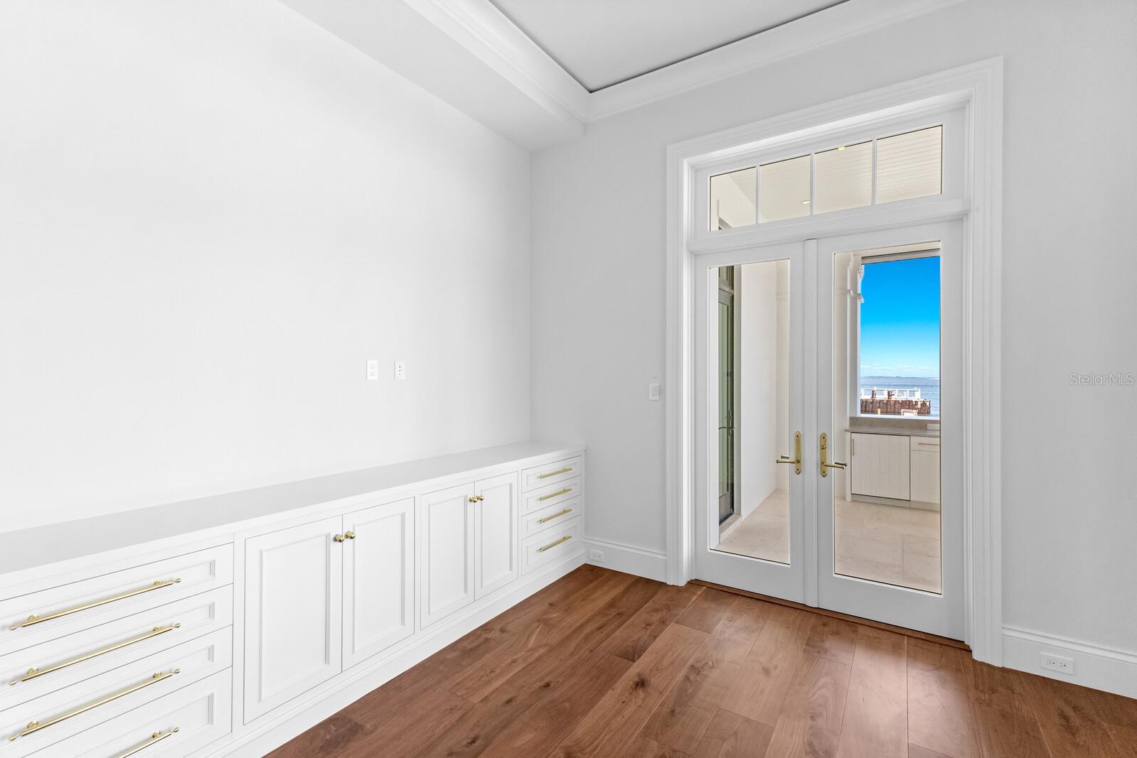 HILL TIDE ESTATES - Residential