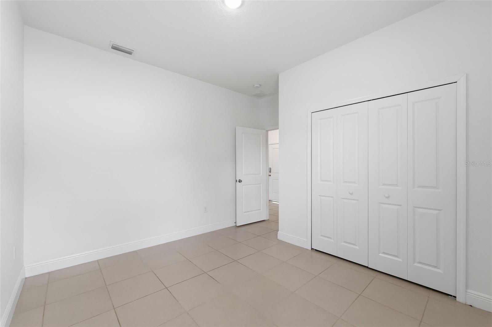 MARION OAKS UN 01 - Residential