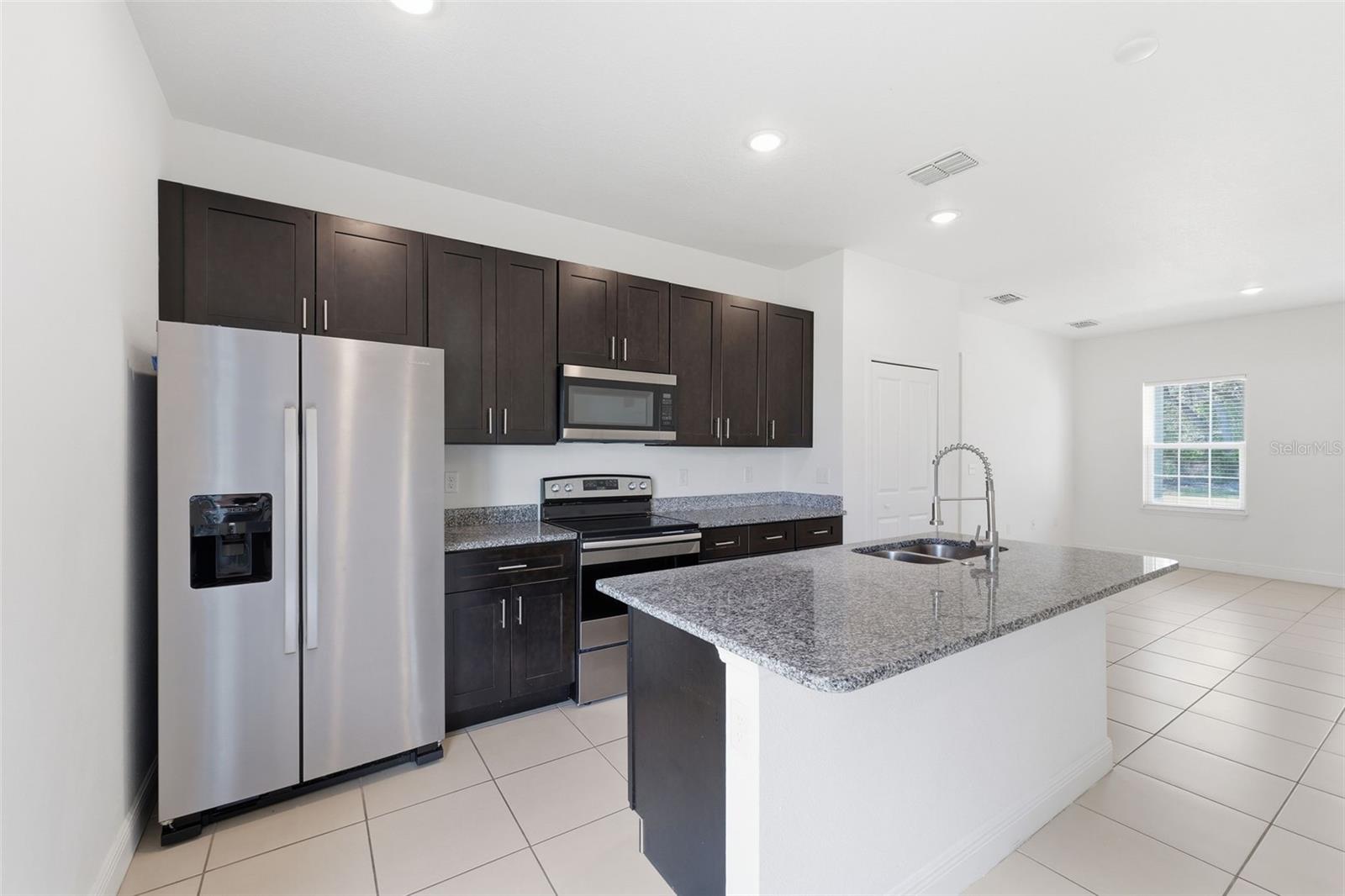 MARION OAKS UN 01 - Residential