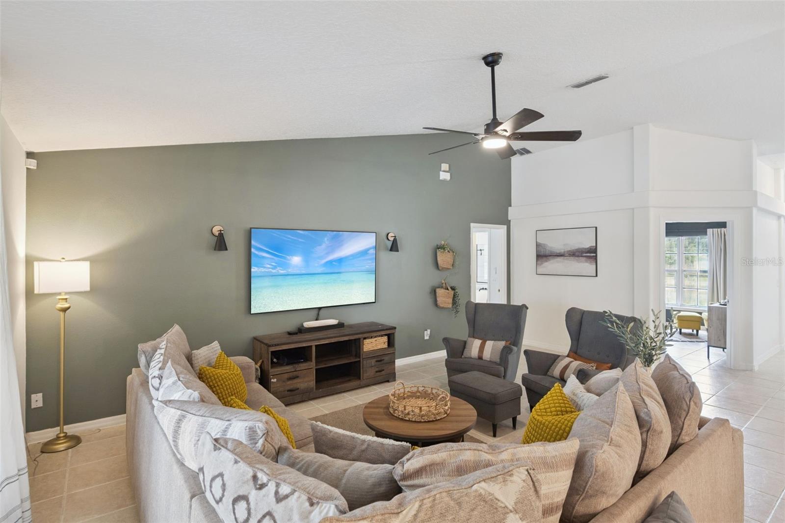 CAPE ORLANDO ESTATES - Residential