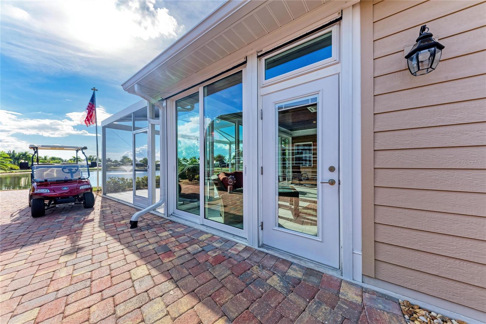 THORNTON CRK MOTORCOACH RESIDENCE - Residential