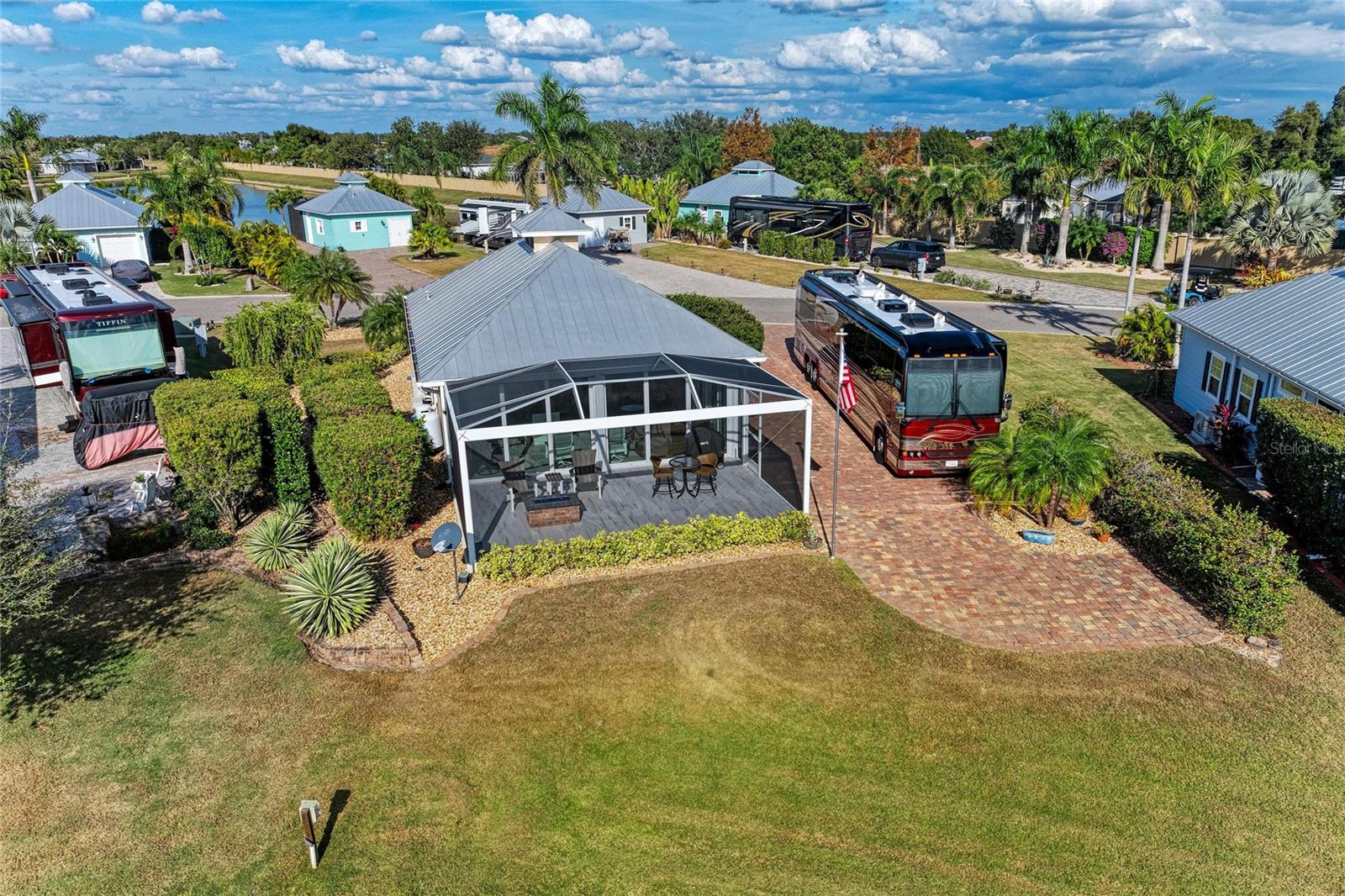 THORNTON CRK MOTORCOACH RESIDENCE - Residential