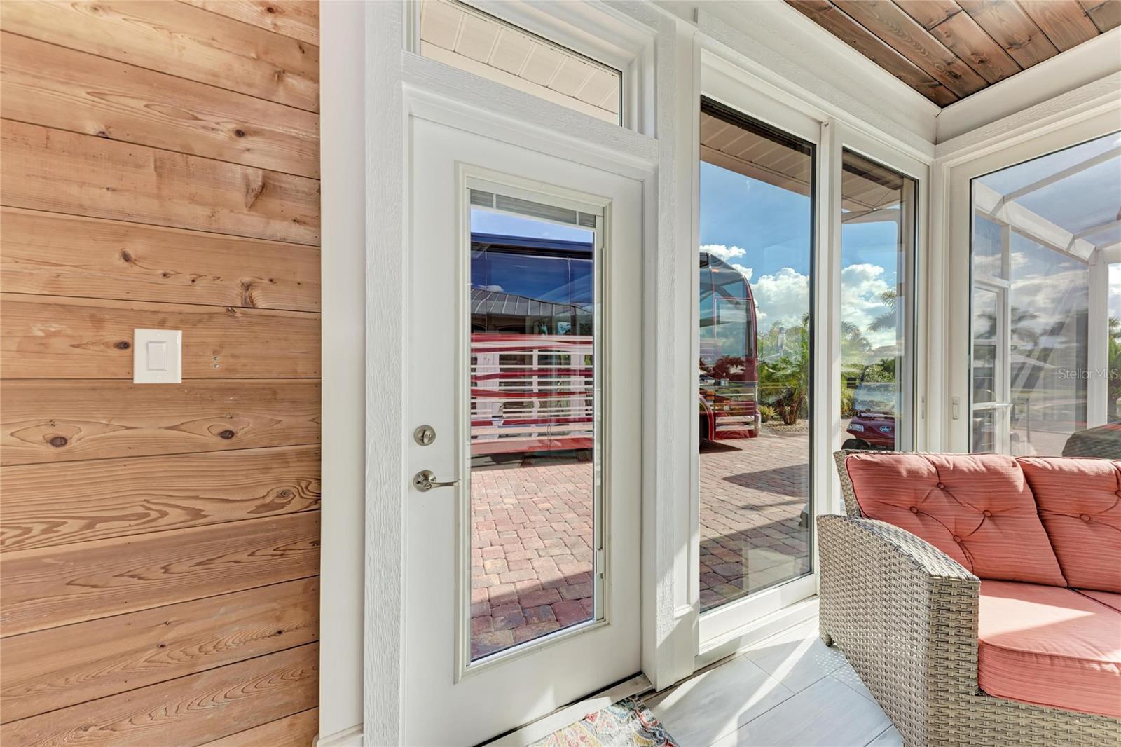 THORNTON CRK MOTORCOACH RESIDENCE - Residential