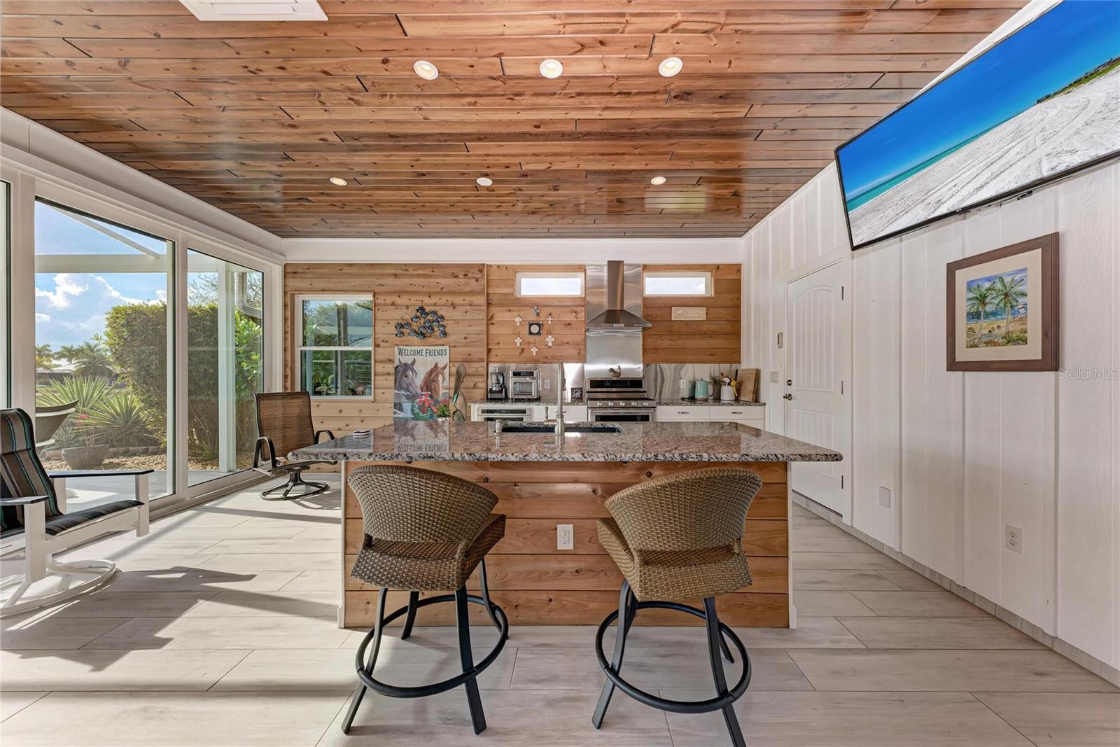 THORNTON CRK MOTORCOACH RESIDENCE - Residential