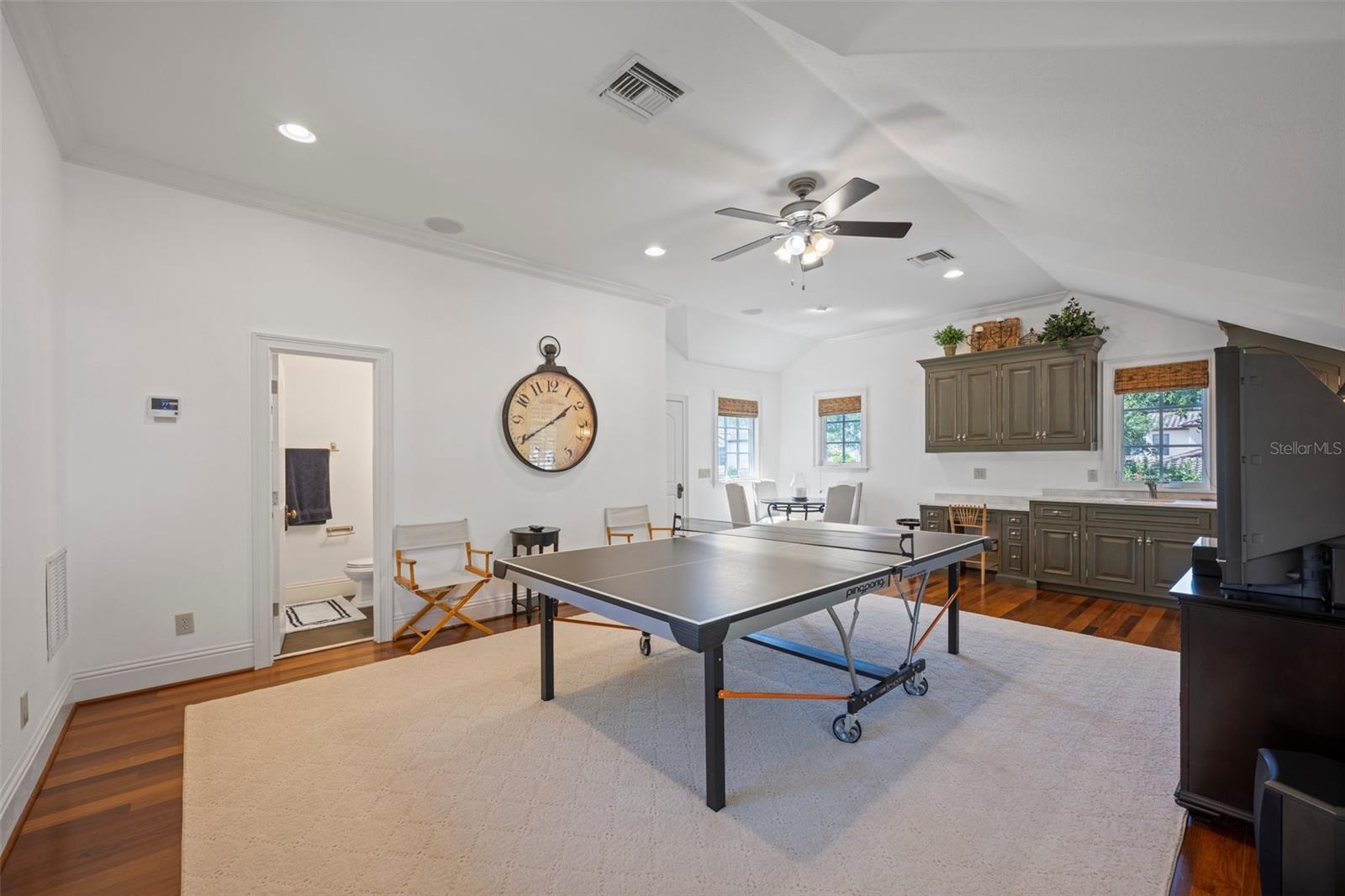 PENNSYLVANIA PLACE REP - Residential