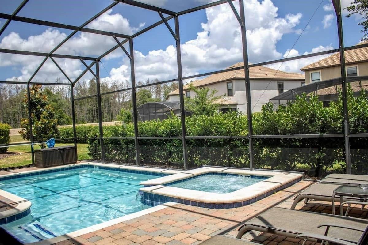 1442 MOON VALLEY DRIVE