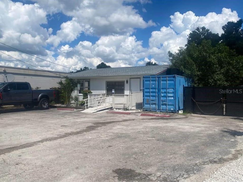 Photo of 1254 Piney Road, North Fort Myers, FL 33903 (MLS # G5109389)