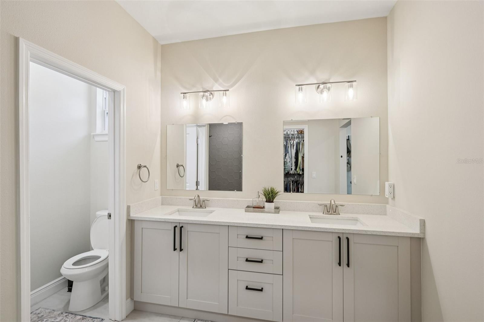 TRIPOLI PLACE LOT 2 BLOCK 8 - Residential