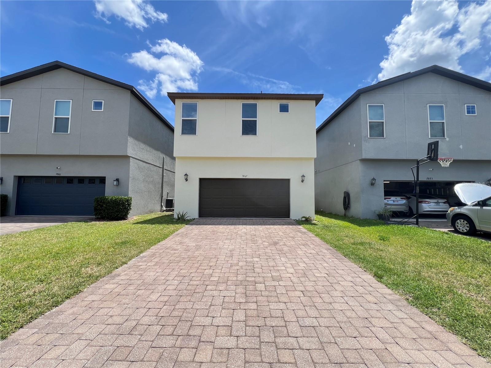 7867 BERKSHIRE OAK ALLEY