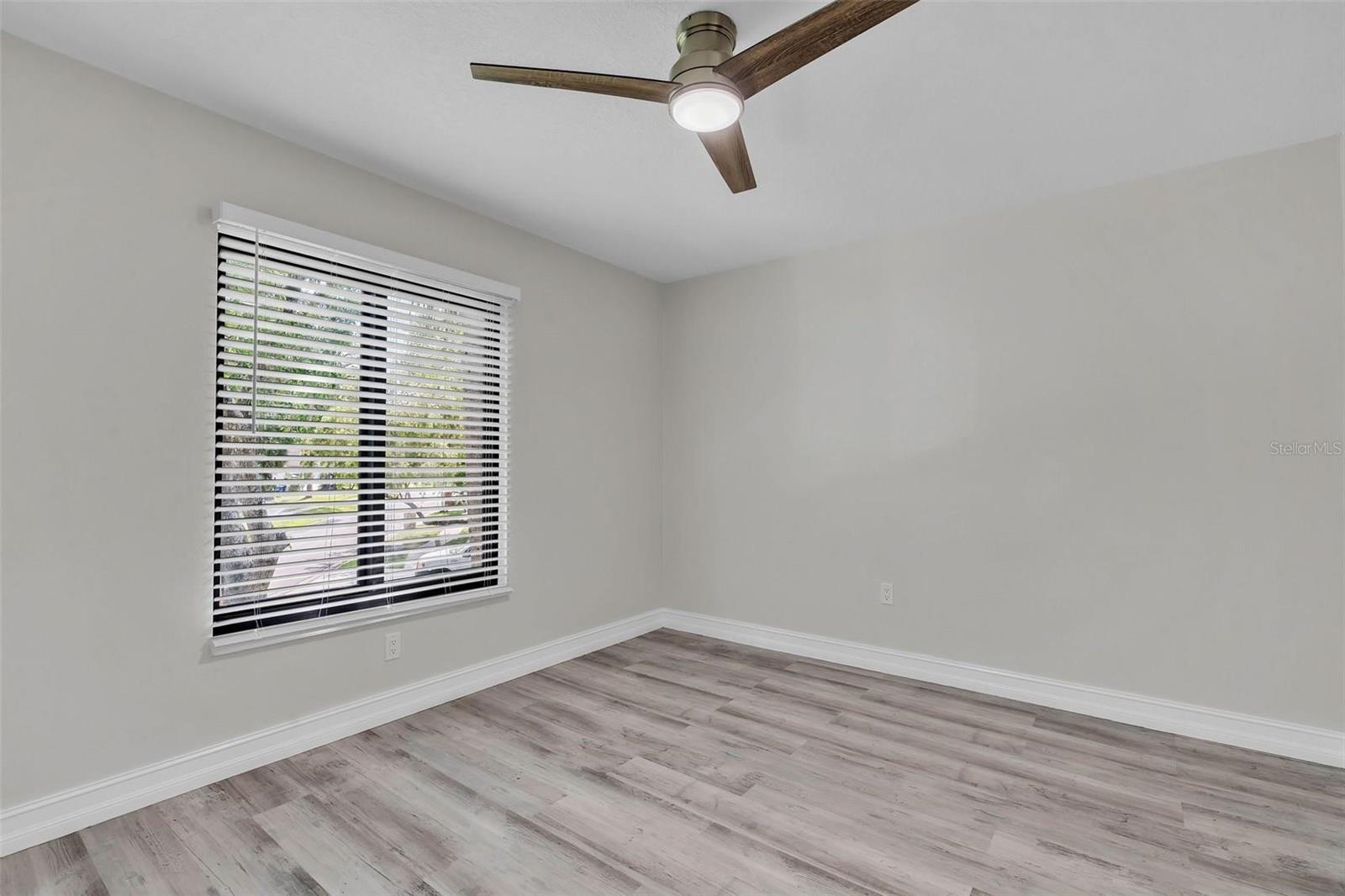 PINE HOLLOW - Residential Lease