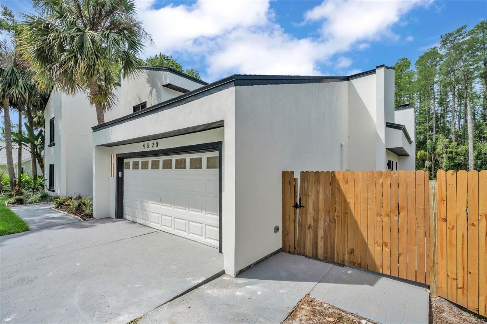 PINE HOLLOW - Residential Lease