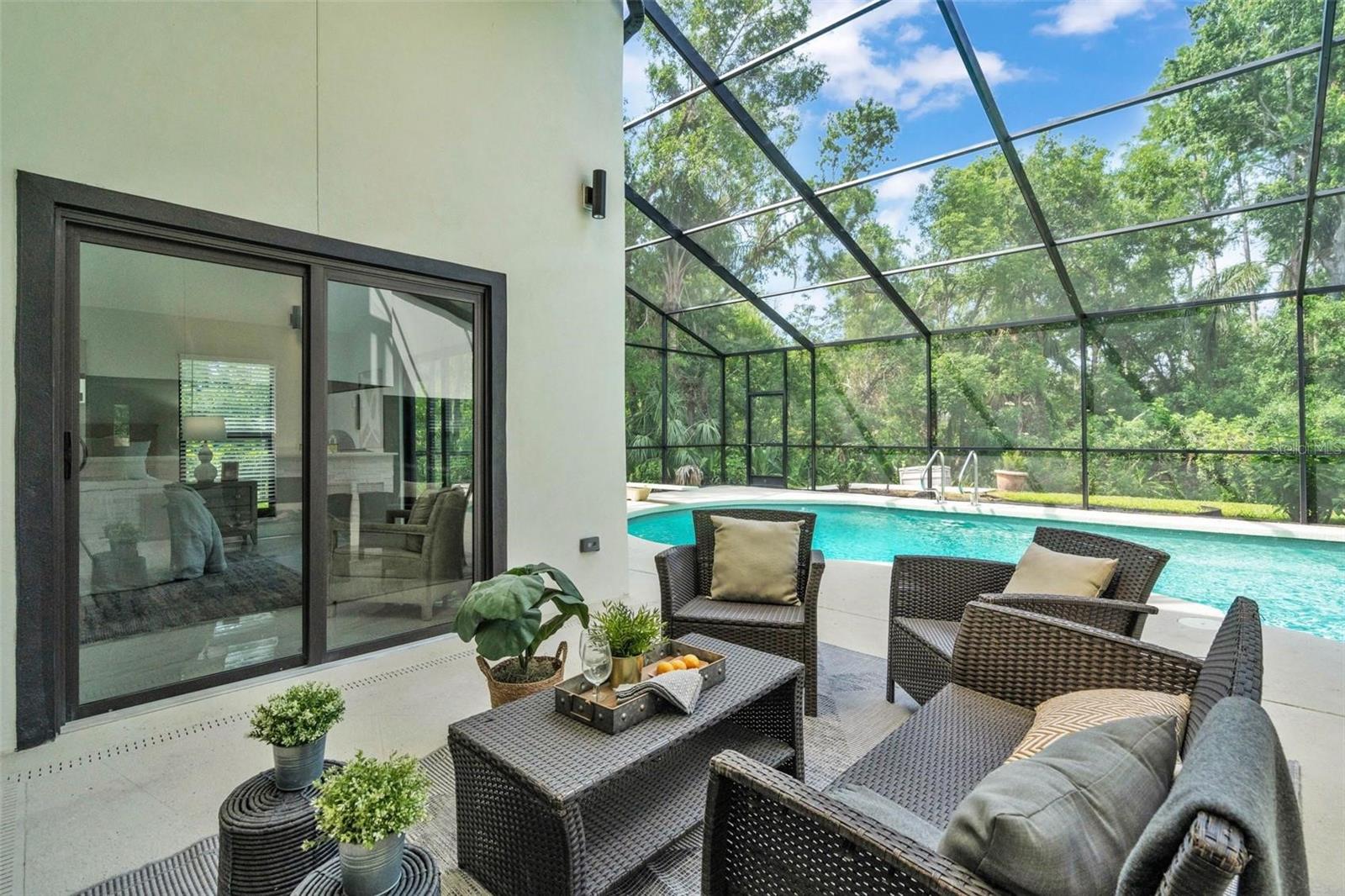 PINE HOLLOW - Residential Lease