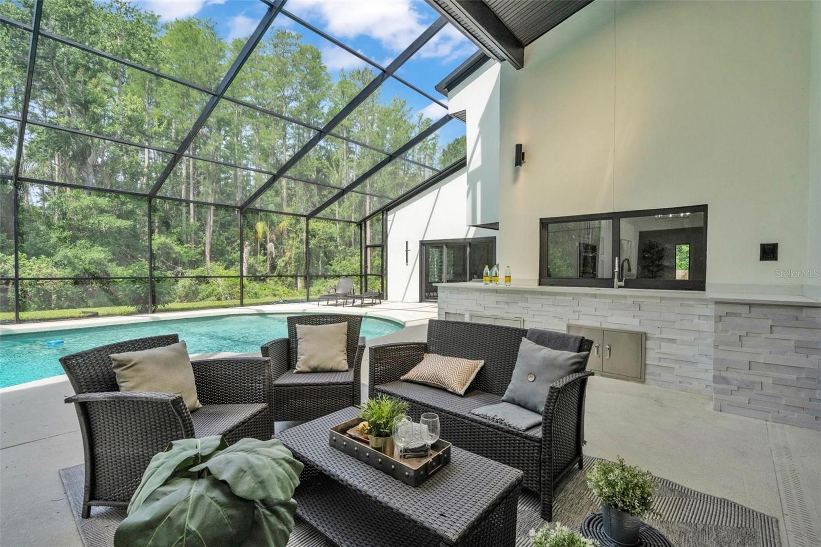 PINE HOLLOW - Residential Lease