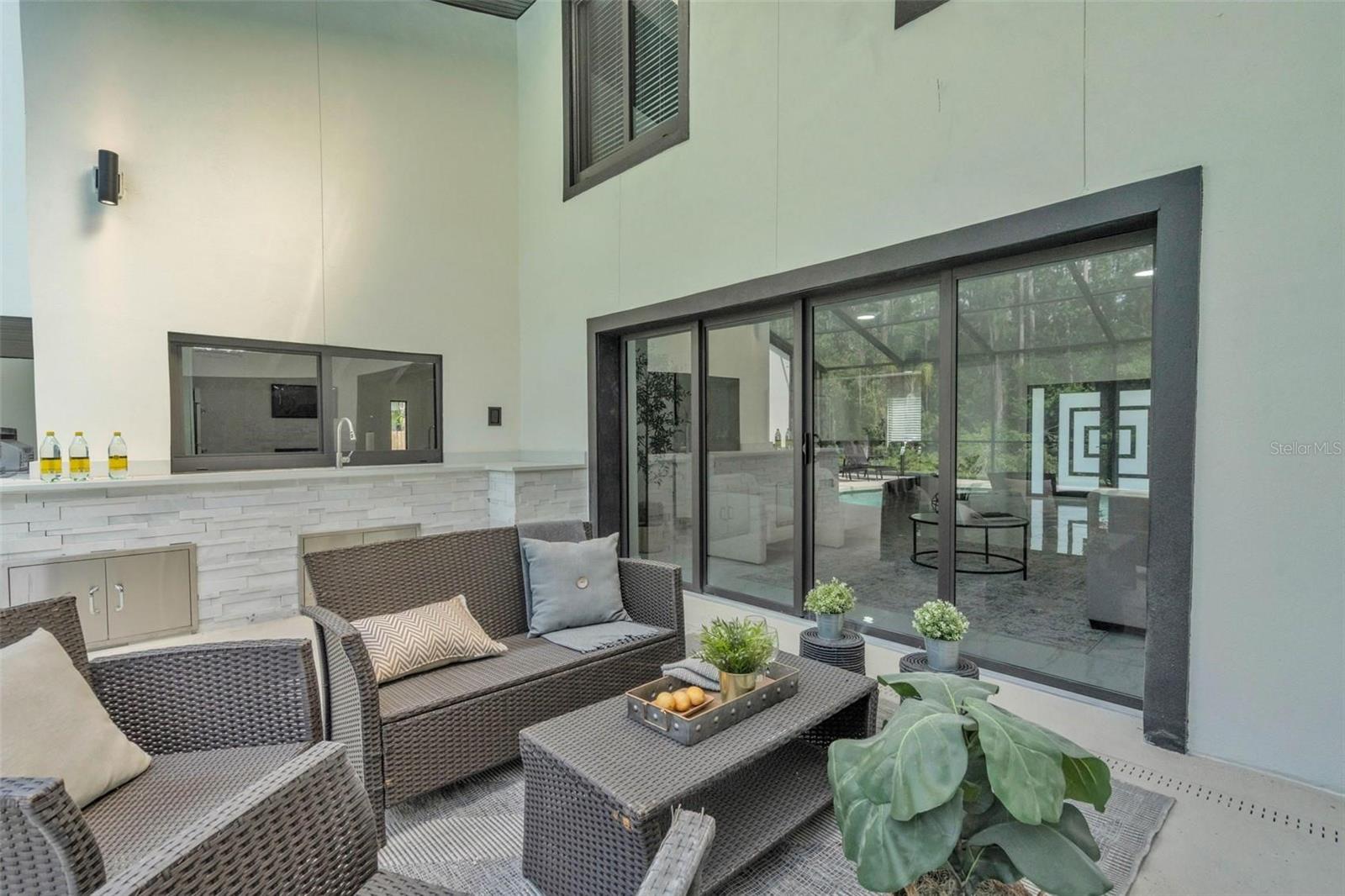 PINE HOLLOW - Residential Lease