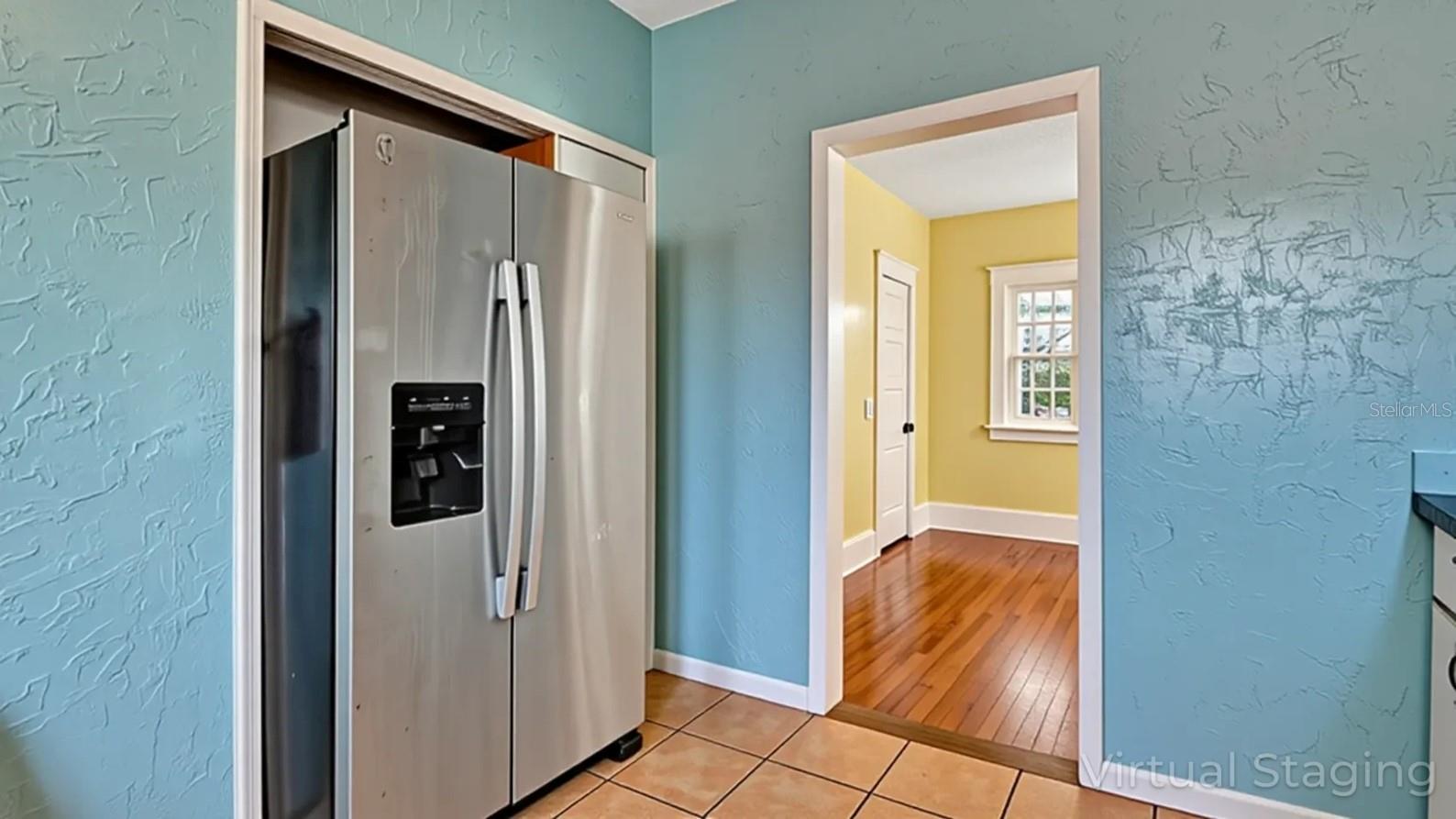 CURTIS BLK 19 EAST DAYTON - Residential