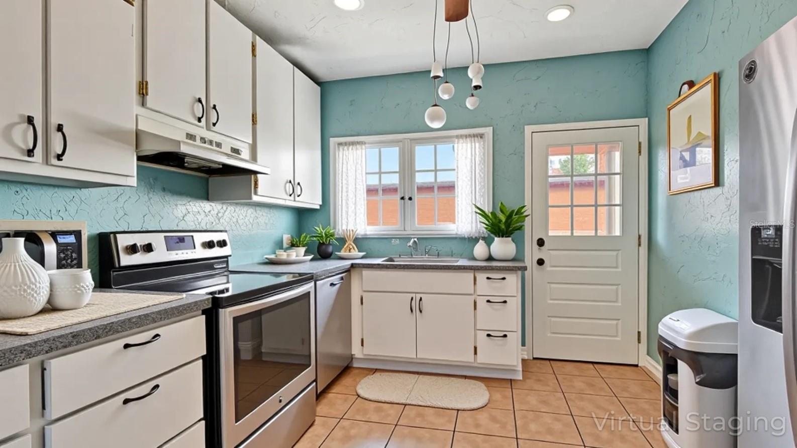 CURTIS BLK 19 EAST DAYTON - Residential