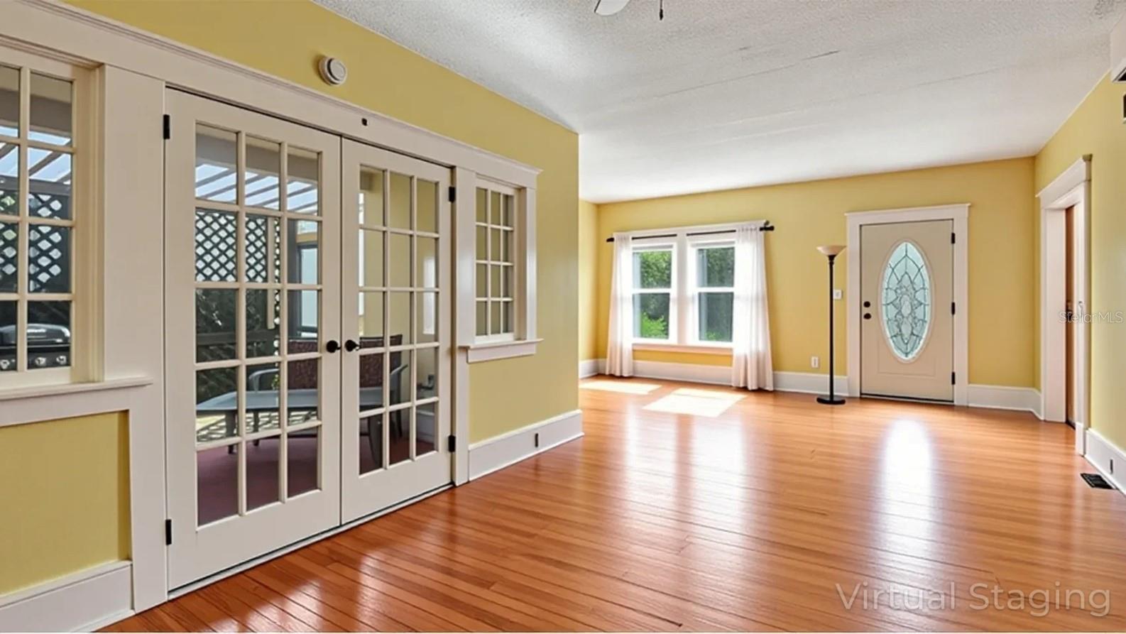 CURTIS BLK 19 EAST DAYTON - Residential