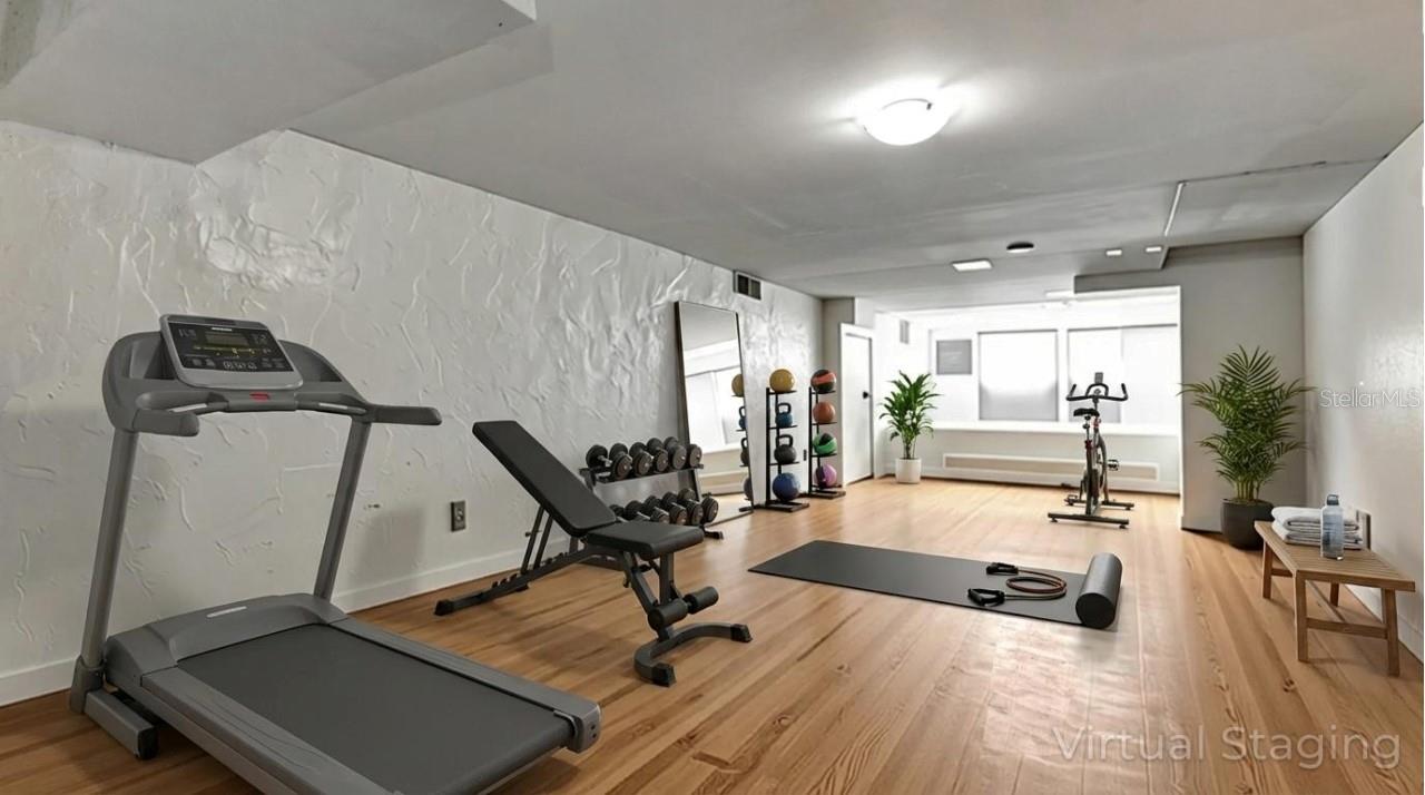 CURTIS BLK 19 EAST DAYTON - Residential