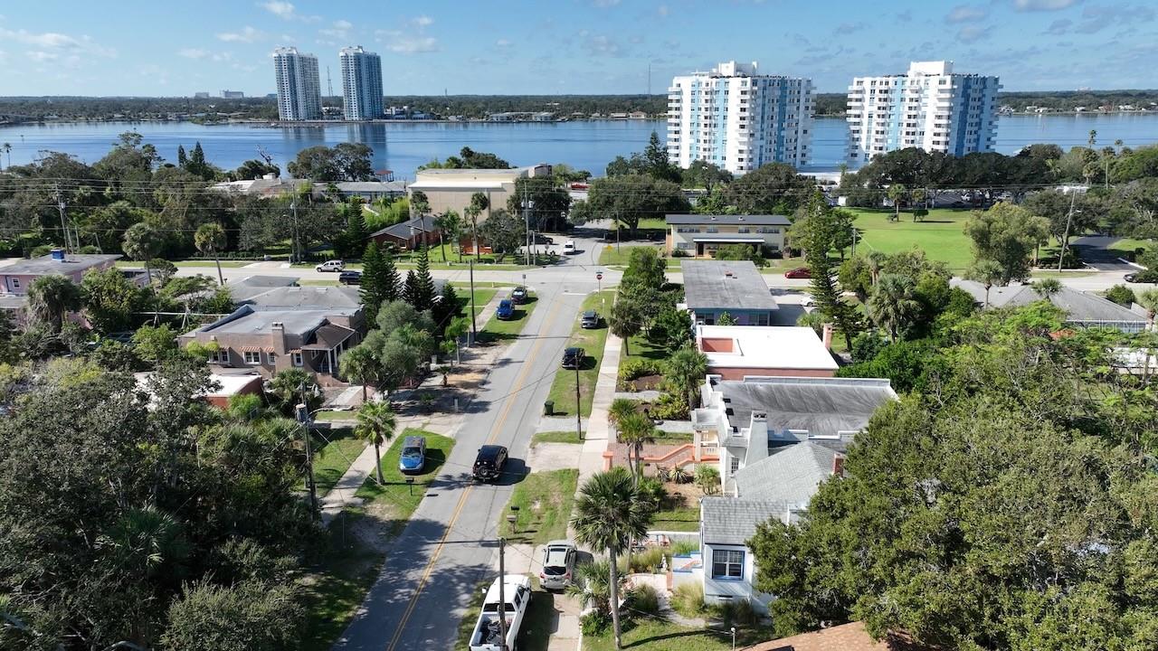 CURTIS BLK 19 EAST DAYTON - Residential