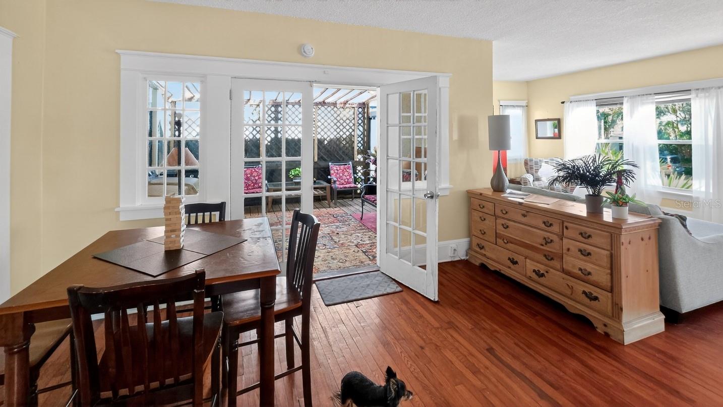 CURTIS BLK 19 EAST DAYTON - Residential