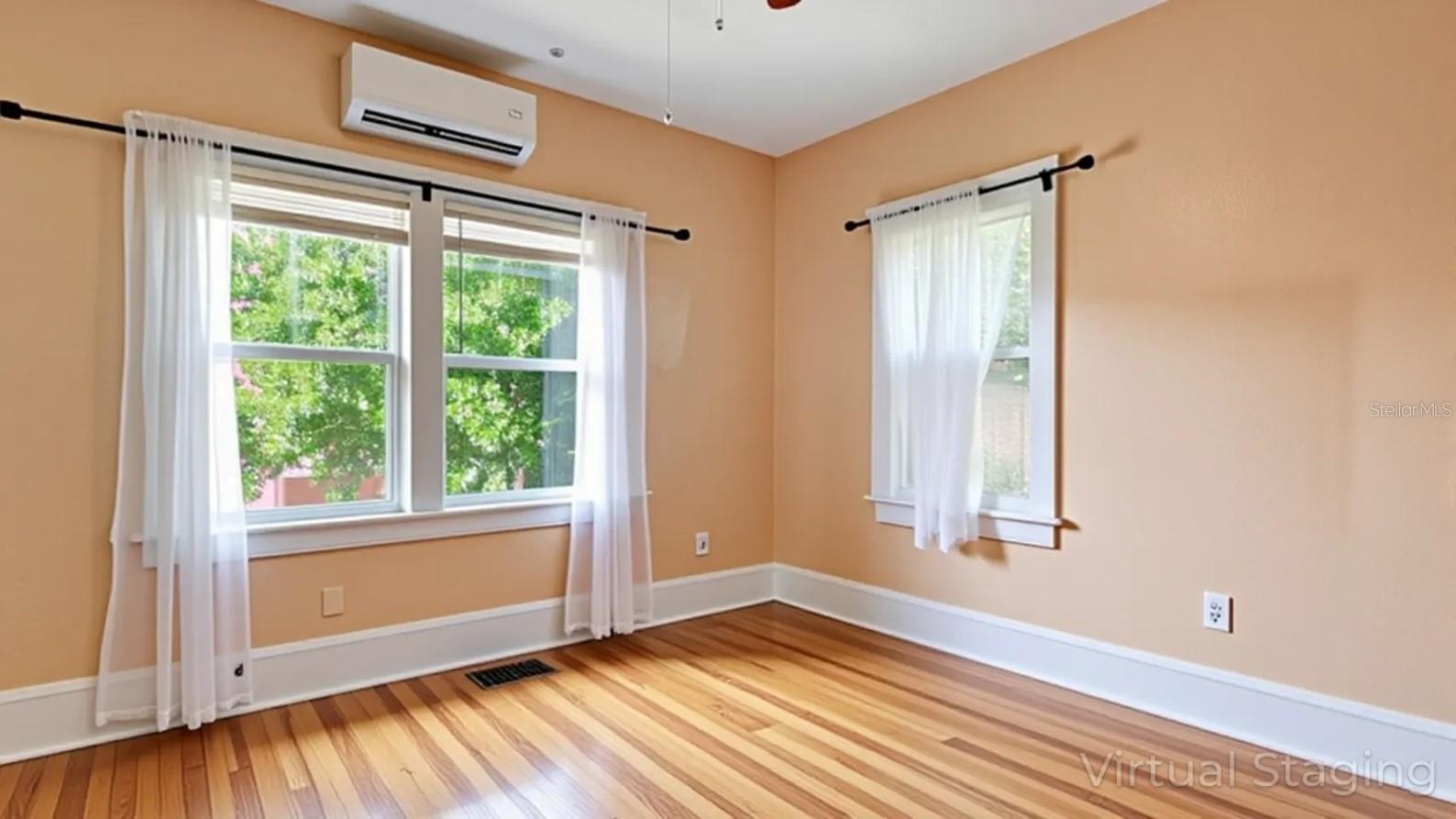 CURTIS BLK 19 EAST DAYTON - Residential